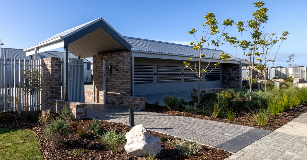 More work on Horizon for Native Space