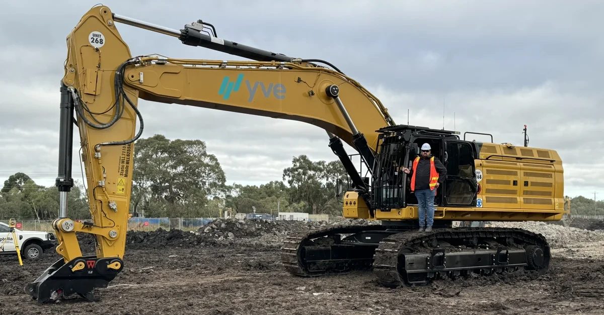 YVE new Cat excavator Lee 1200x627