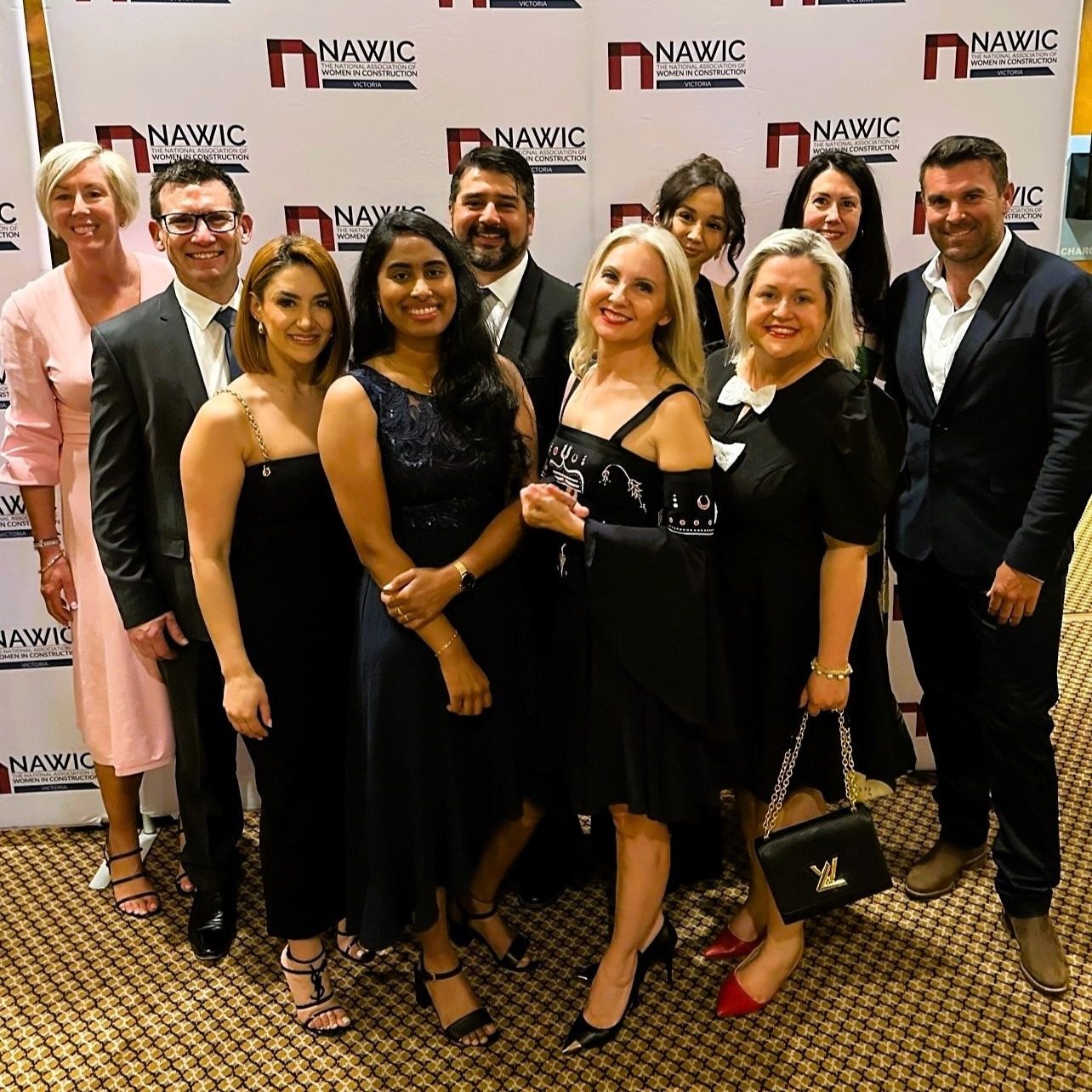 WI Nawic team 500x500